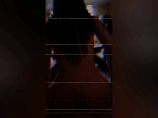 Jefe folla duro a su secretaria en su casa sola