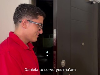 Mi Agente Inmobiliaria Daniela Andrea me convence de quedarme con la casa y con su coño! pipeboy1